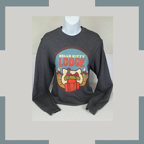 Hello Kitty Winter Lodge Event Sweatshirt - Women's S - Grey Fleece - NWOT! - Picture 2 of 5